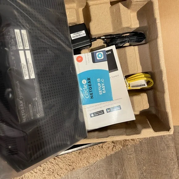 Netgear Nighthawk Smart WiFi Router - Picture 4 of 5